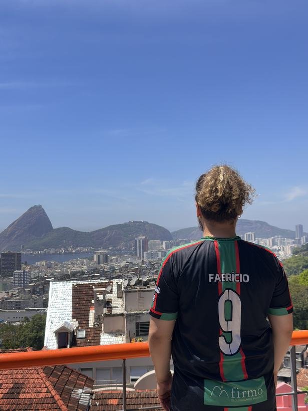 O Rio lá embaixo